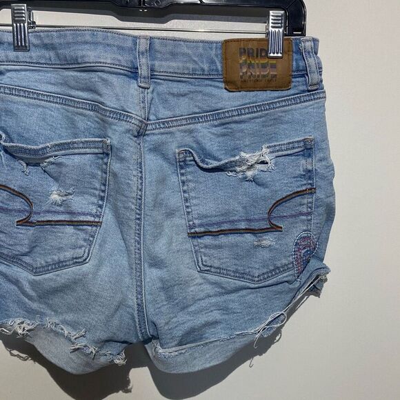 American Eagle Women's Blue Denim Stretch Heart Distressed Cut Off Shorts Size 6 - Picture 6 of 8